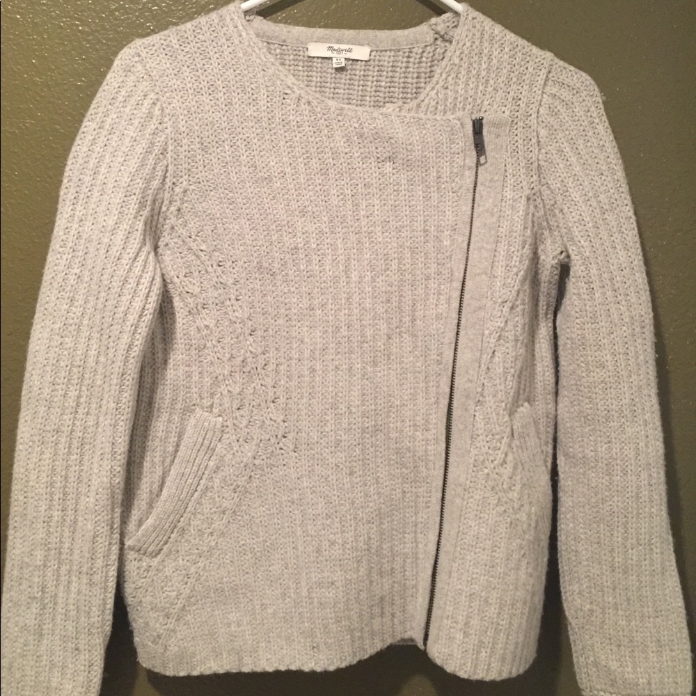 Madewell sweater with zipper and pockets